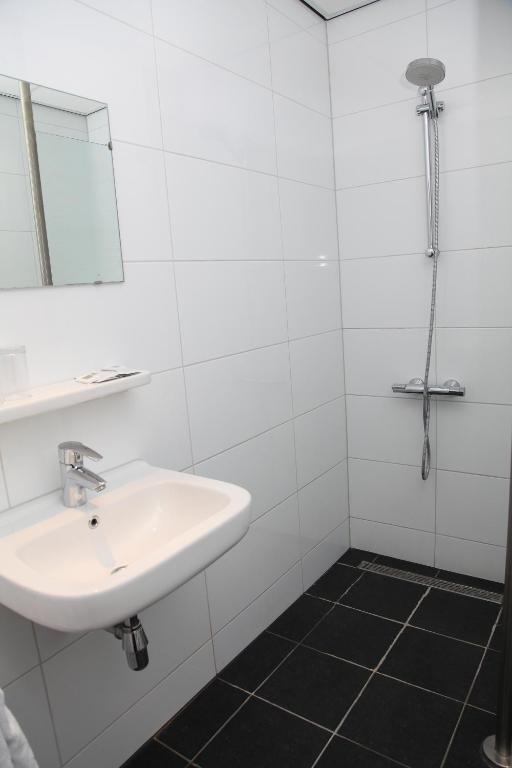 Stads Hotel Boerland Емен Стая снимка