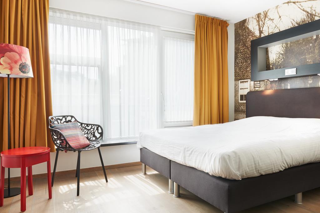 Stads Hotel Boerland Емен Екстериор снимка