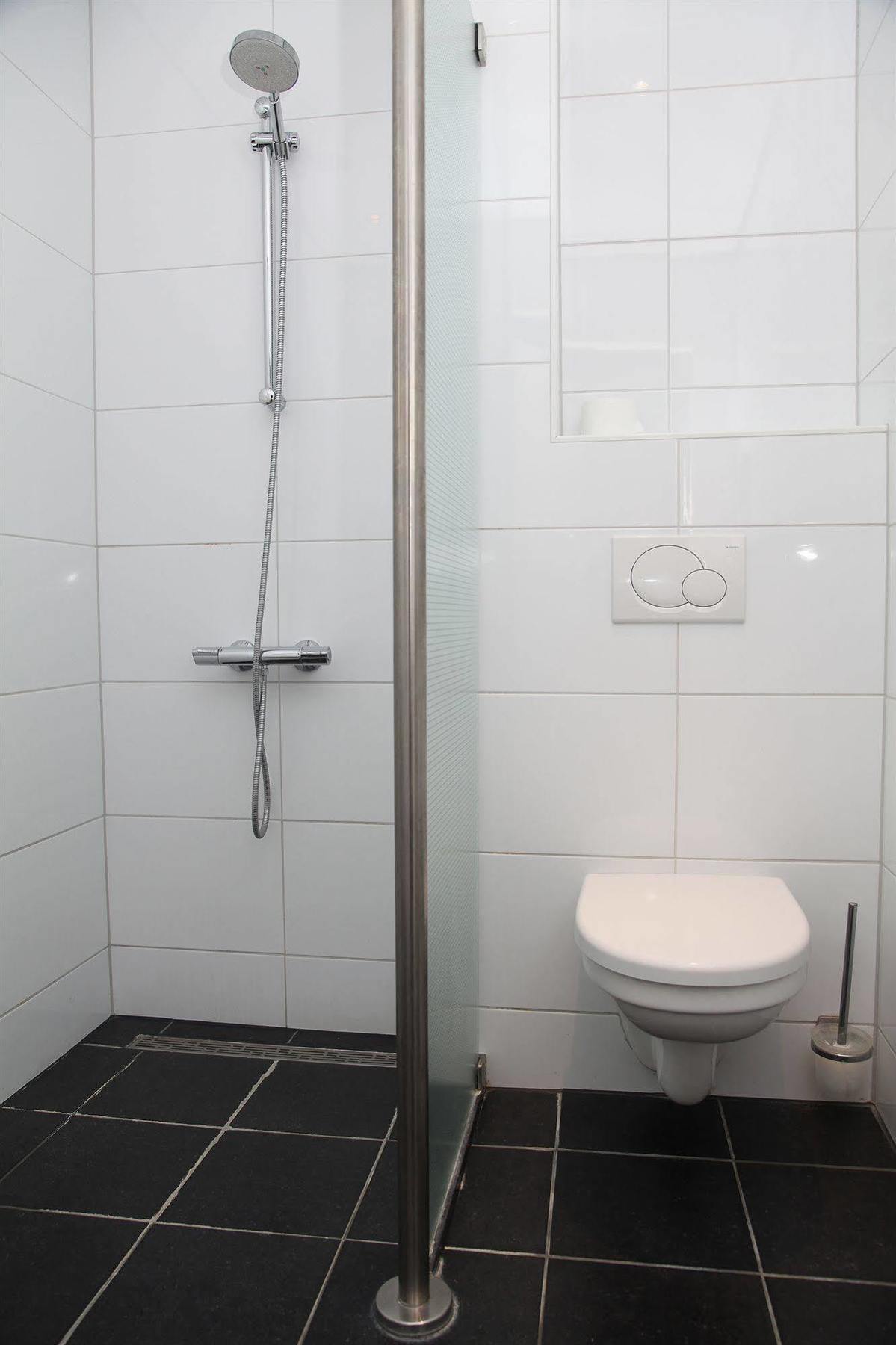 Stads Hotel Boerland Емен Екстериор снимка
